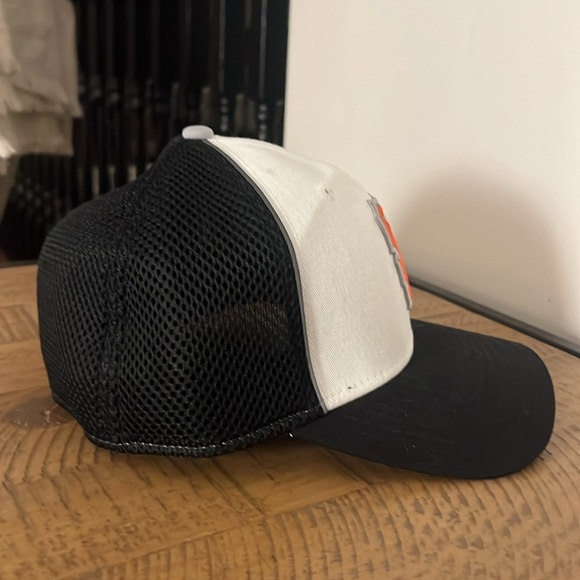 San Francisco Giants 39Thirty New Era Hat - size Small / Medium - Picture 10 of 10